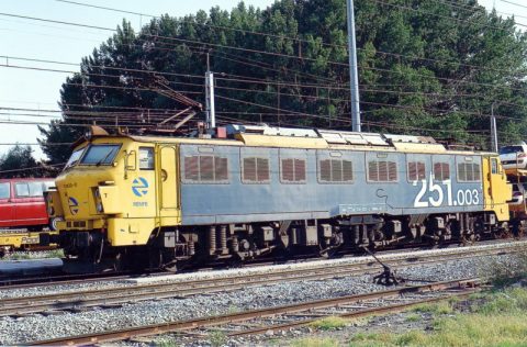 Renfe locomotive model 251 in Spain. Photo credit: Jean-Pierre Vergez-Larrouy