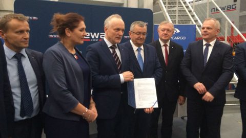 Agreement signed between PKP Cargo and Newag. Photo: Newag