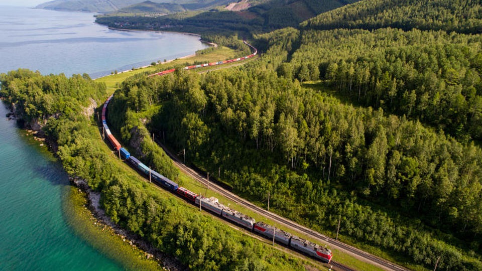 Russian container train near Lake Baikal, source: Russian Railways (RZD)