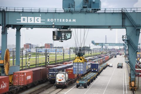 Rail Service Center Rotterdam, sourse: Hollandse Hoogte