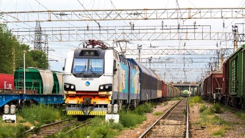 Freight train in Kazakhstan, source: Kazakhstan Railways