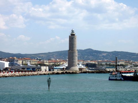 Fanale del Porto di Livorno. Source: Luca Aless/Wikimedia Commons