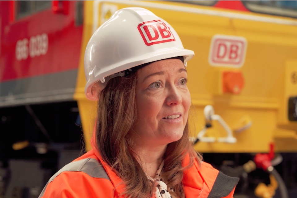 Portrait of Marie Hill in her DB Cargo hard hat